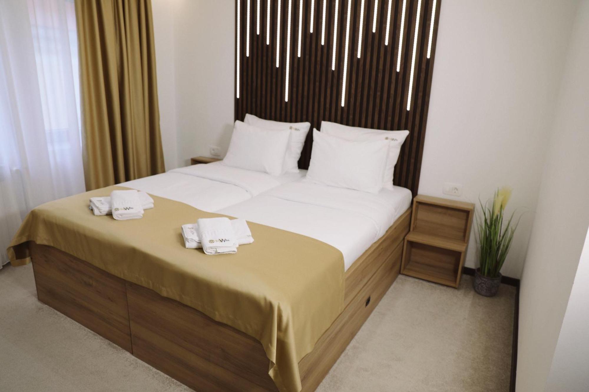 Sax-Win Hotell Pozega Rom bilde